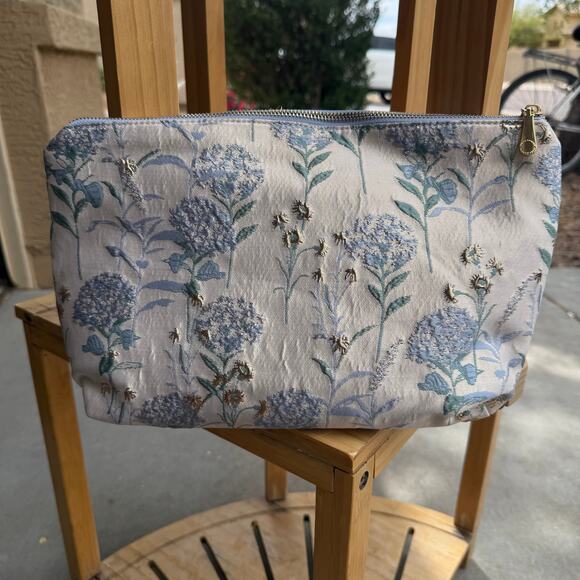 Vince Camuto Size Embroidered Metalic Makeup Bag - Picture 3 of 5